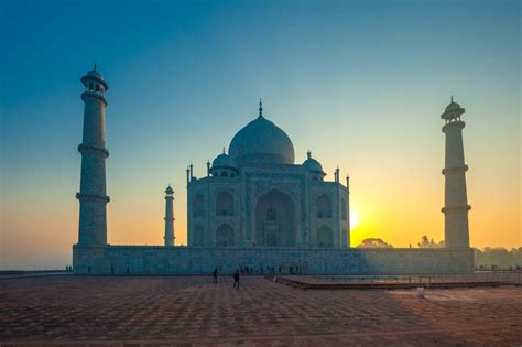 Expert Tips for Visiting the Taj Mahal - Wherever Family