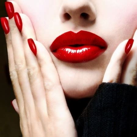 Classic red lips & nails - SoNailicious