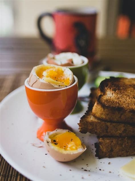 How To Make Boiled Eggs In Microwave - Microwave Meal Prep