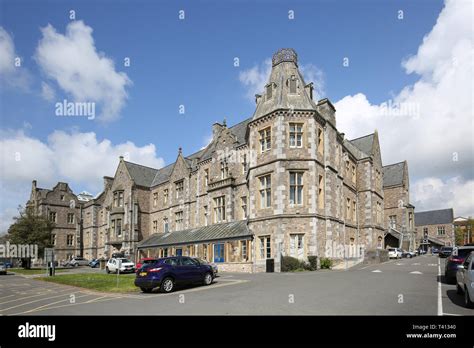 Royal Devon and Exeter Hospital. Shows Wonford House, the original ...