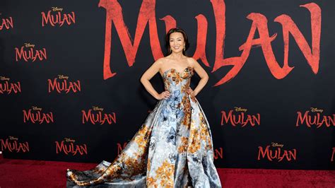 Original 'Mulan' Voice Actress Explains How Her Remake Cameo Happened ...