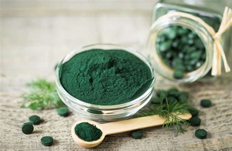 15 Amazing Spirulina Powder Benefits