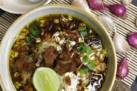 Resep Rawon Daging Sapi Khas Surabaya yang Empuk dan Kuahnya Pekat