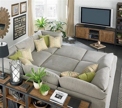 Oversized couches – welcoming and comfortable or huge and clumsy?