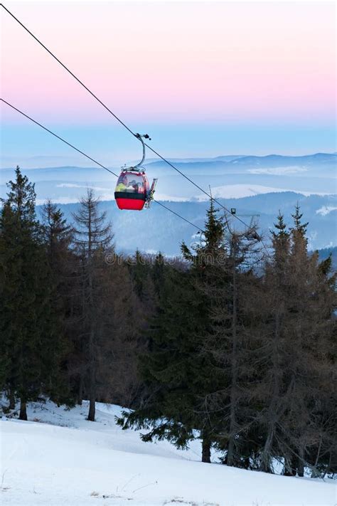 Gondola ski lift stock image. Image of krynica, gondola - 98425855