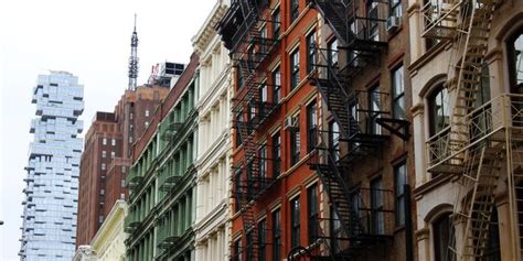 Tribeca Neighborhood Review | Manhattan Moving Guide 2024