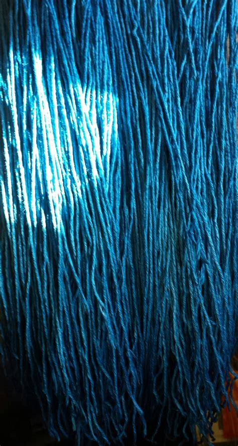 Kosher Four techelet / tekhelet blue color linen cords. Wet