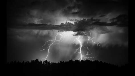 Lightning Sky | Thunder storm in a Dark Night | Quick Safety Tips - YouTube