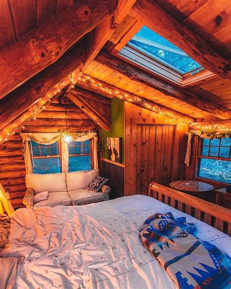 Cozy Cabin Bedroom Ideas - Design Corral