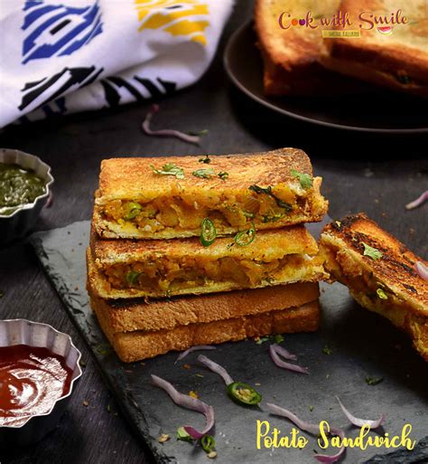 POTATO SANDWICH RECIPE | ALOO SANDWICH RECIPE - Cook with Smile