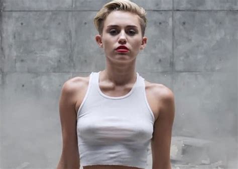 Miley Cyrus' Wrecking Ball named Most Watched Video of 2013