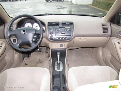 Beige Interior 2002 Honda Civic LX Sedan Photo #42136427 | GTCarLot.com