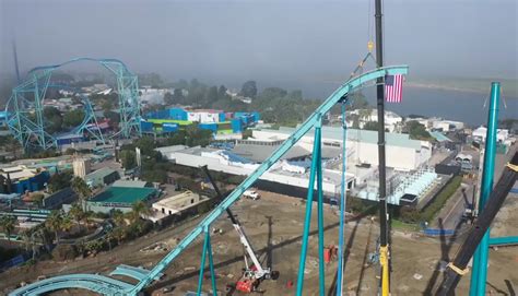 NewsPlusNotes: SeaWorld San Diego Tops Off New B&M Dive Coaster - Emperor