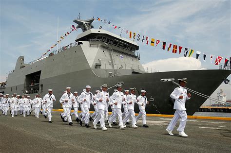 Weapons modernization prompts intensified Navy recruitment | ABS-CBN News