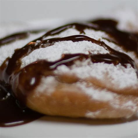 Warner Robins Local Coffee Shop: History Of The Beignet - Caffe ...