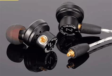 MMCX vs 2 Pin Cables for IEM | IEM 101 — HiFiGo