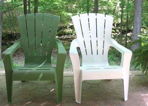 How to Paint Plastic Outdoor Furniture | Hometalk