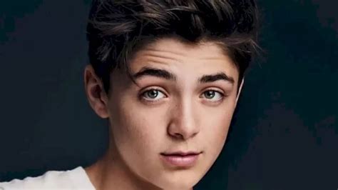 Asher Angel Bio, Age, Net Worth, Height, Family, Career, Movies