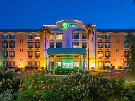 Hotel near University Of Phoenix Stadium | Holiday Inn Express Peoria North - Glendale