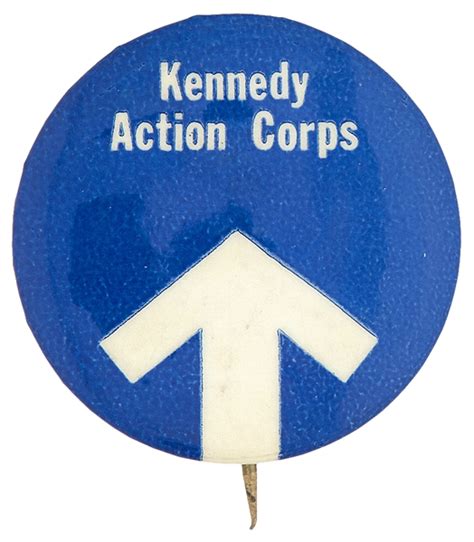 Item Detail - ROBERT KENNEDY 1968 CAMPAIGN BUTTON.