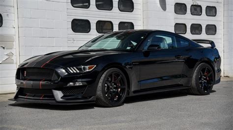 2016 Ford Shelby Mustang GT350R VIN: 1FATP8JZ6G5525720 - CLASSIC.COM