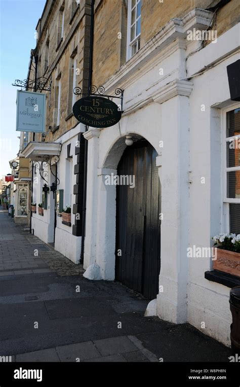 The Marlborough Arms, Oxford Street, Woodstock, Oxfordshire Stock Photo - Alamy