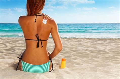 Can Sunscreen Help Prevent Aging?: HK Dermatology: Dermatology Clinic