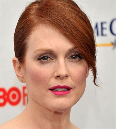 Julianne Moore swept on a bright fuchsia lipstick for the premiere of ...