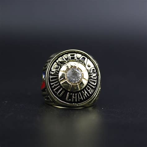 1970 New York Knicks NBA championship ring - MVP Ring