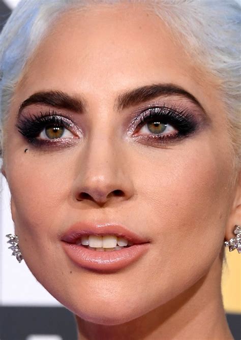 Close-up of Lady Gaga at the 2019 Golden Globe Awards. | Lady gaga ...