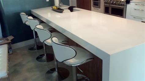 White Quartz Island - Modern - Kitchen - Wilmington - by Bluewater Surfaces