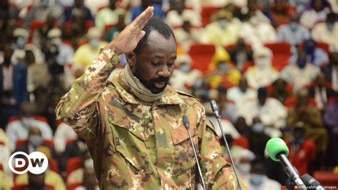 Mali vice president named interim leader in coup-within-a-coup - Flipboard