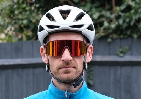 Review: Oakley Sutro glasses | road.cc