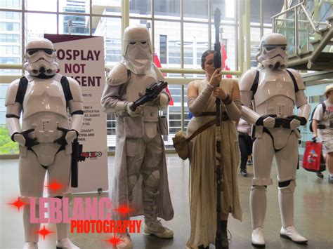 Star Wars Cosplays & The 501st Legion Invade Toronto’s Fan Expo Canada ...