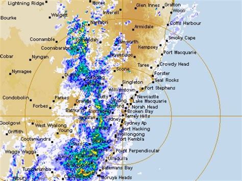 NSW weather: Severe front bears down on NSW bringing damaging winds and heavy rainfall | Daily ...