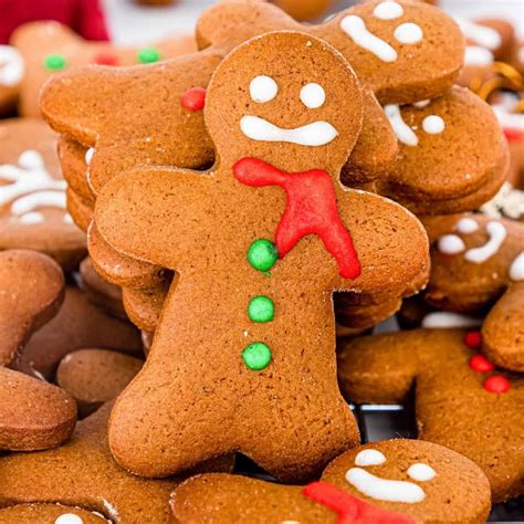 Homemade Christmas Gingerbread Men Cookies