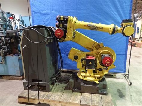 Used FANUC R2000iB/165F 6 AXIS CNC ROBOT W/ R-30iA CONTROL for Sale...