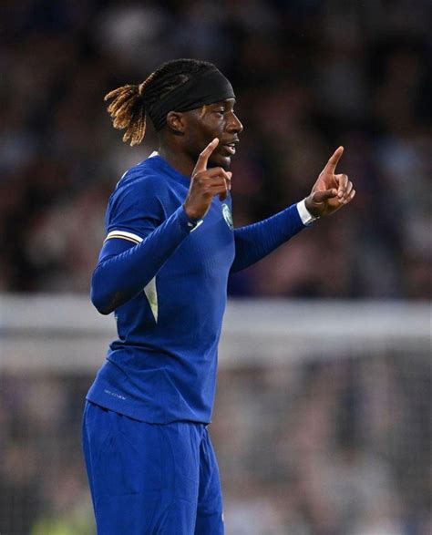 Noni Madueke in 2023 | Noni, Football, Chelsea