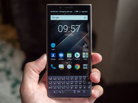 BlackBerry KEY2 LE hands-on: A $399 ticket to the hardware keyboard ...