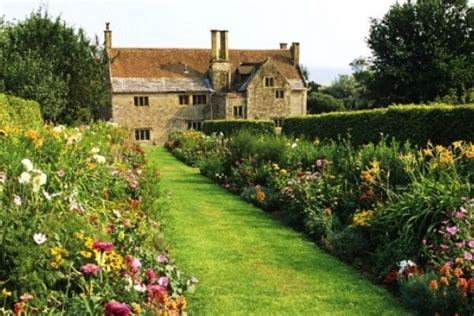 Cottage Gardens in England, Scotland, and Wales - Great British Gardens