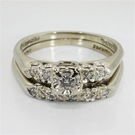 14K White Gold Diamond Vintage Wedding Ring Set | Outofpawn.com