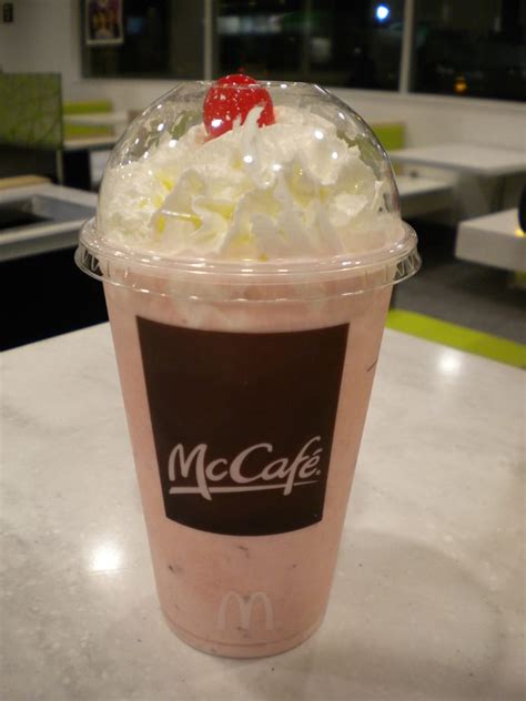 strawberry milkshake mcdonald's