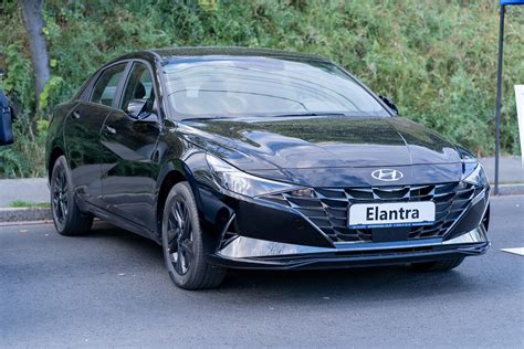 Hyundai Elantra 2023 in Pakistan