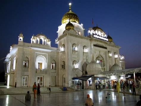 Bangla Sahib Gurudwara Night Photo