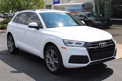 Pre-Owned 2019 Audi Q5 Premium Plus w/ Black Optics Pkg Sport Utility ...