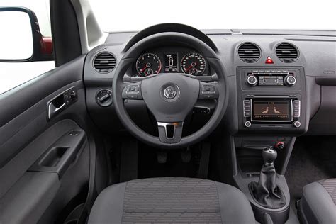 Volkswagen Caddy Maxi Life Estate (2010 - 2015) Driving & Performance ...