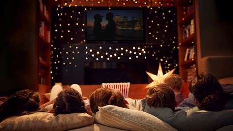 10 Amazing Family Movies To Watch Together - LAVYON