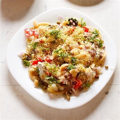 dahi papdi chaat recipe | Chaat recipe, Indian food recipes, Vegetarian ...