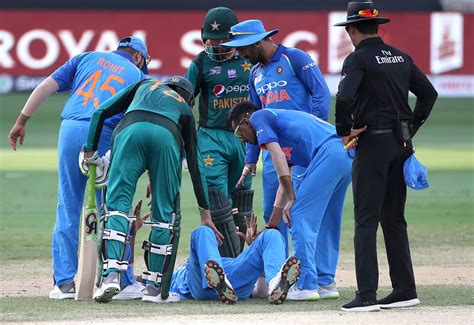 India vs Pakistan Asia Cup: Hardik Pandya Carried Off The Field on a ...