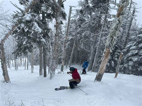 Saddleback Ski Area - MLK Weekend 2021 | A Family Skiing in Maine